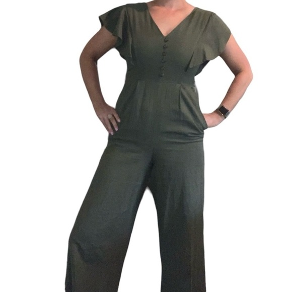 Calvin Klein Pants - Calvin Klein jumper